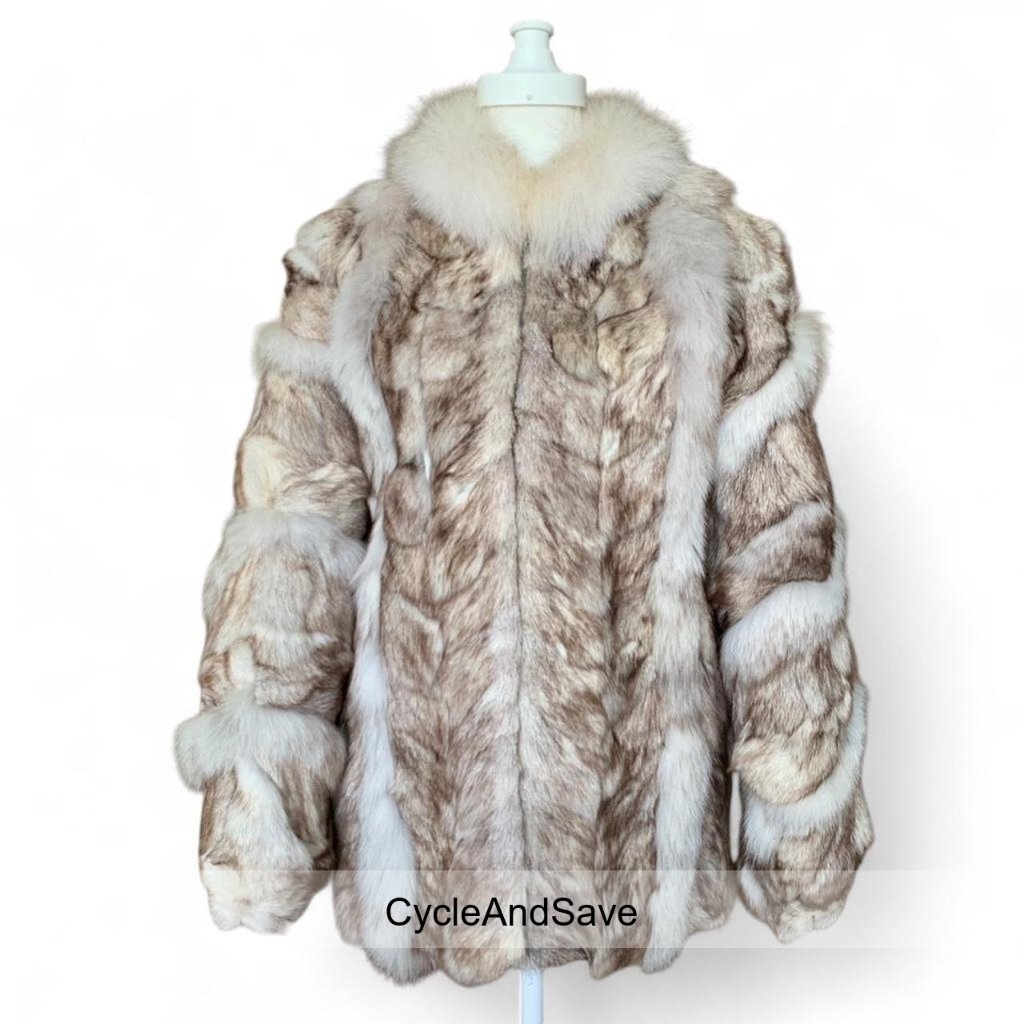 Saga Luxurious Tan Brown & White Fox Fur Coat - Size L, Thick & Stylish